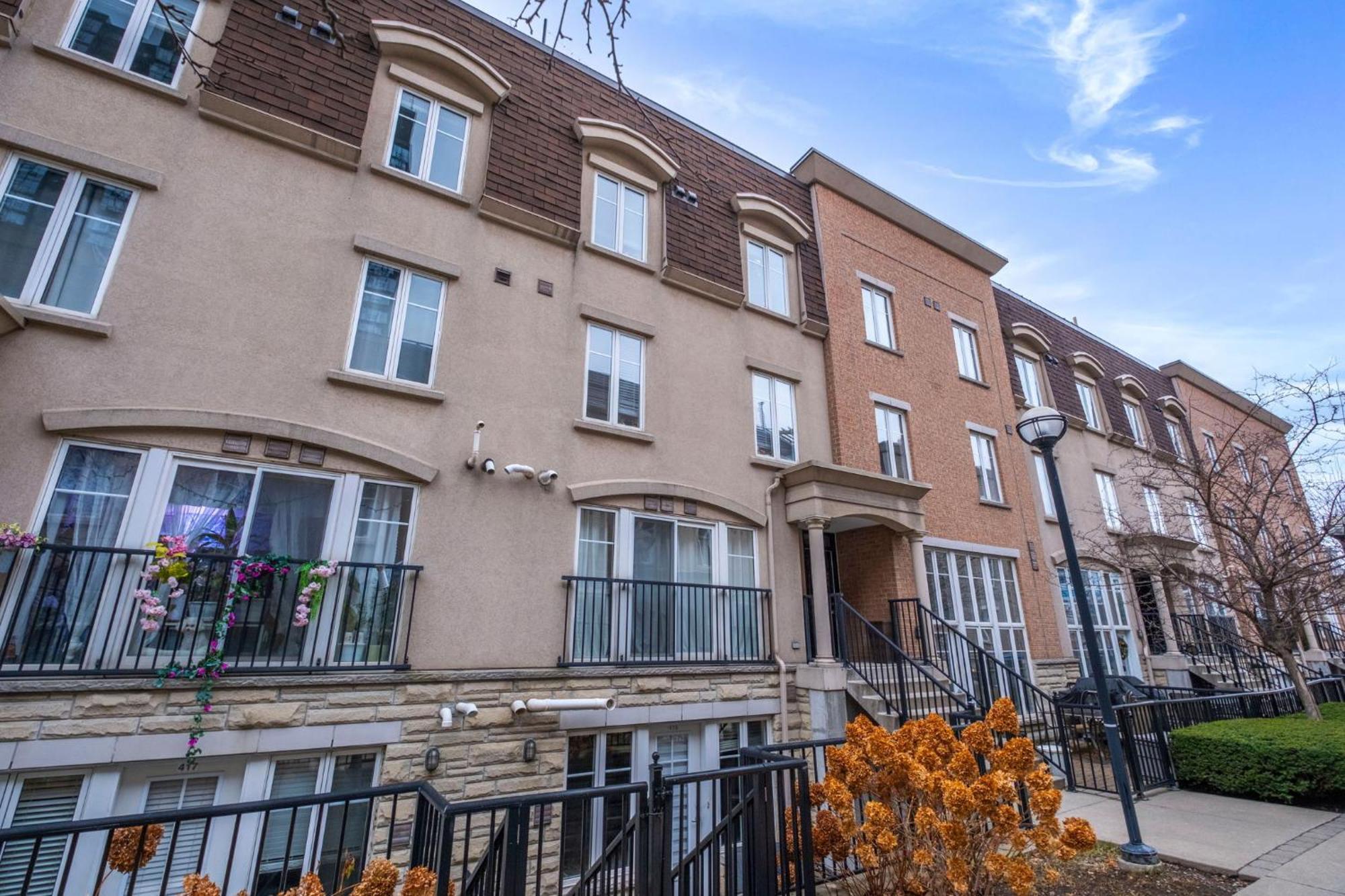Liberty Village Townhouse Торонто Экстерьер фото